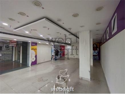Retail showroom for Rent